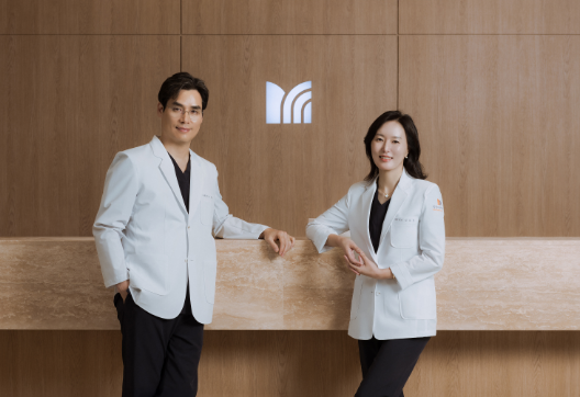 Dr. Tae-Hoon Lee and Dr. Bo-Young Kim at Masterpiece ENT Clinic